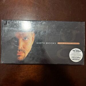 The Limited Series 5 CD + DVD Box Limited Garth Brooks Set Country Music NIB